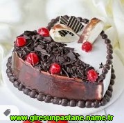 Giresun Meyvalı Çikolatalı Baton yaş pasta