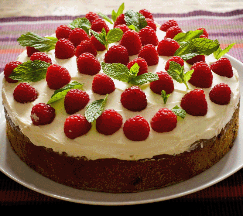 Giresun Vişneli yaş pasta doğum günü pasta siparişi
